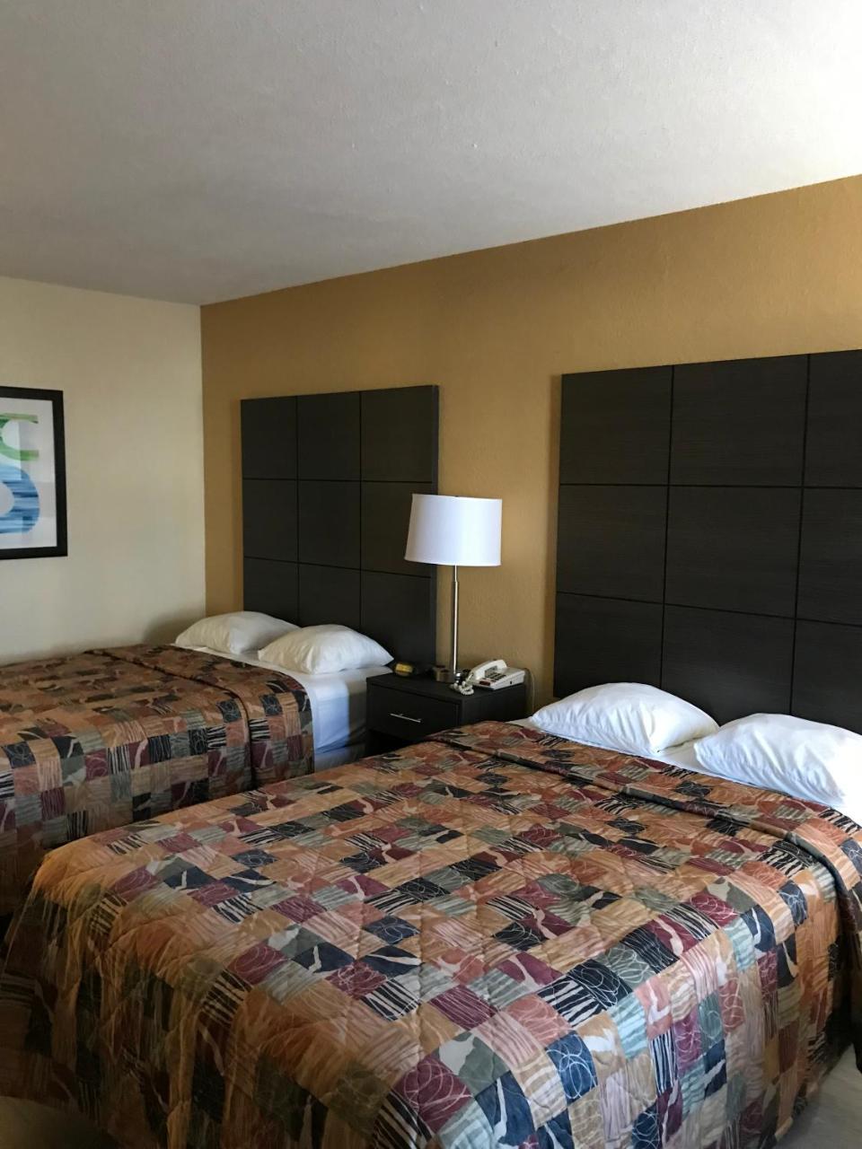 Sunset Inn Northlake Charlotte Ngoại thất bức ảnh